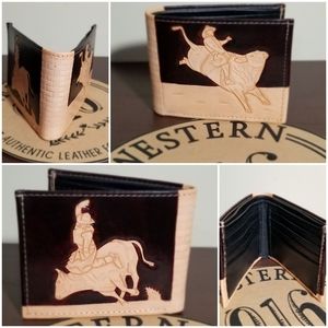 Chiseled leather wallet